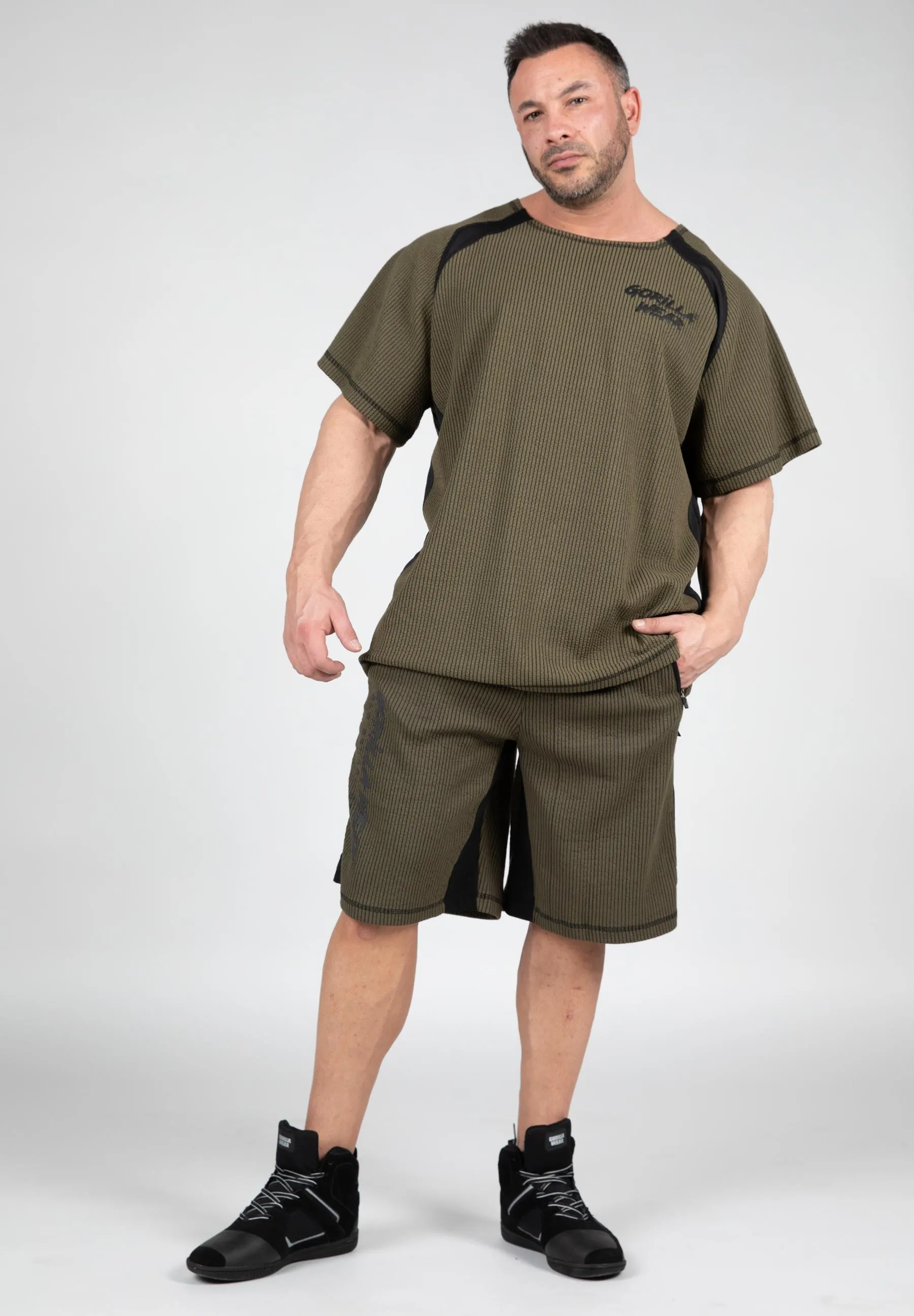 Augustine Old School Shorts - Army Green