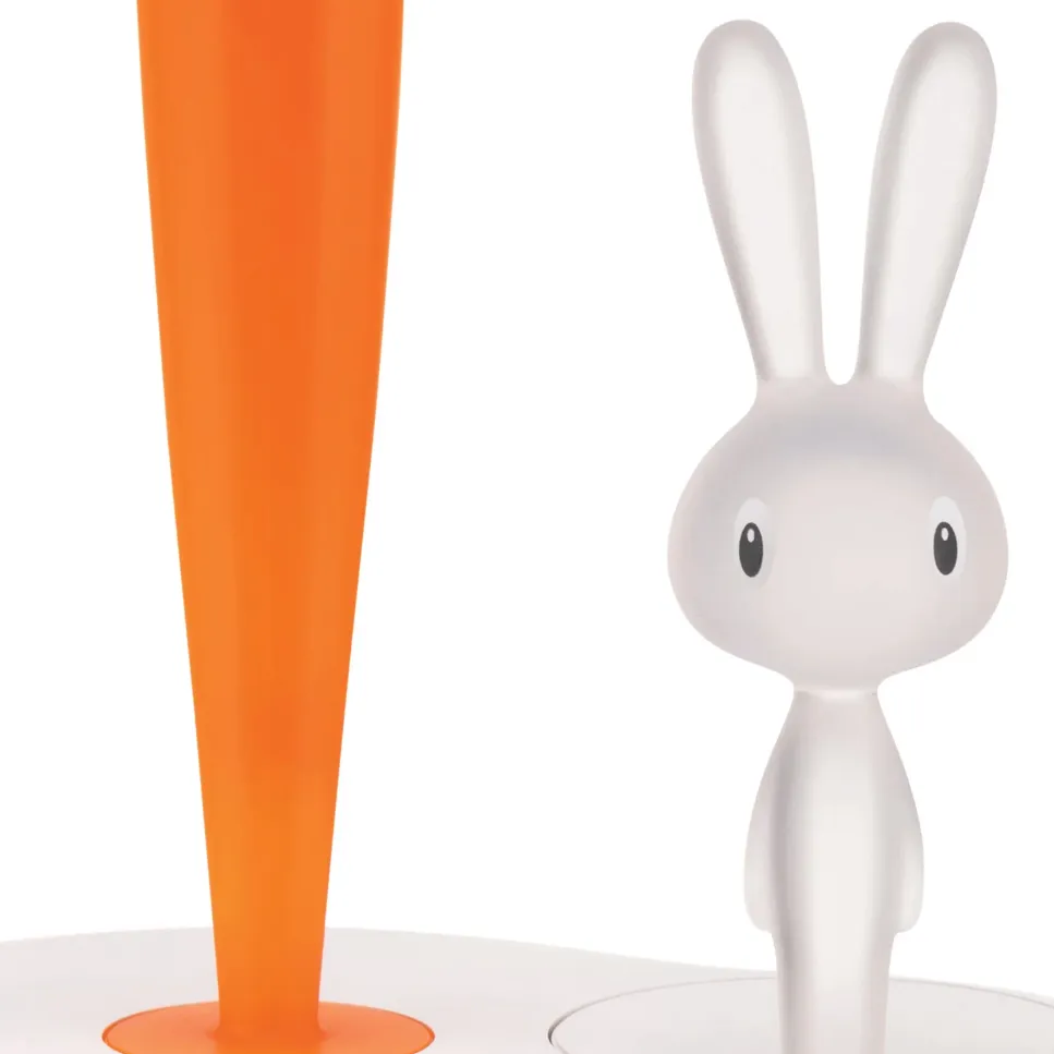 BUNNY AND CARROT ROLL HOLDER