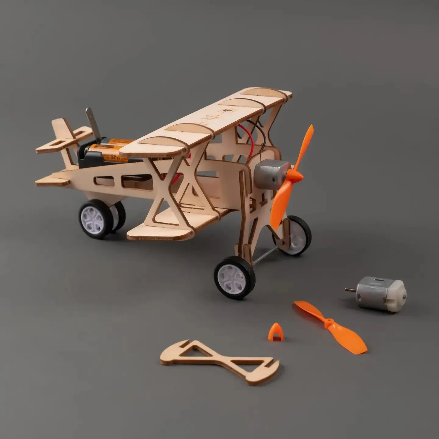 Createkit - Propeller Plane DIY Kit