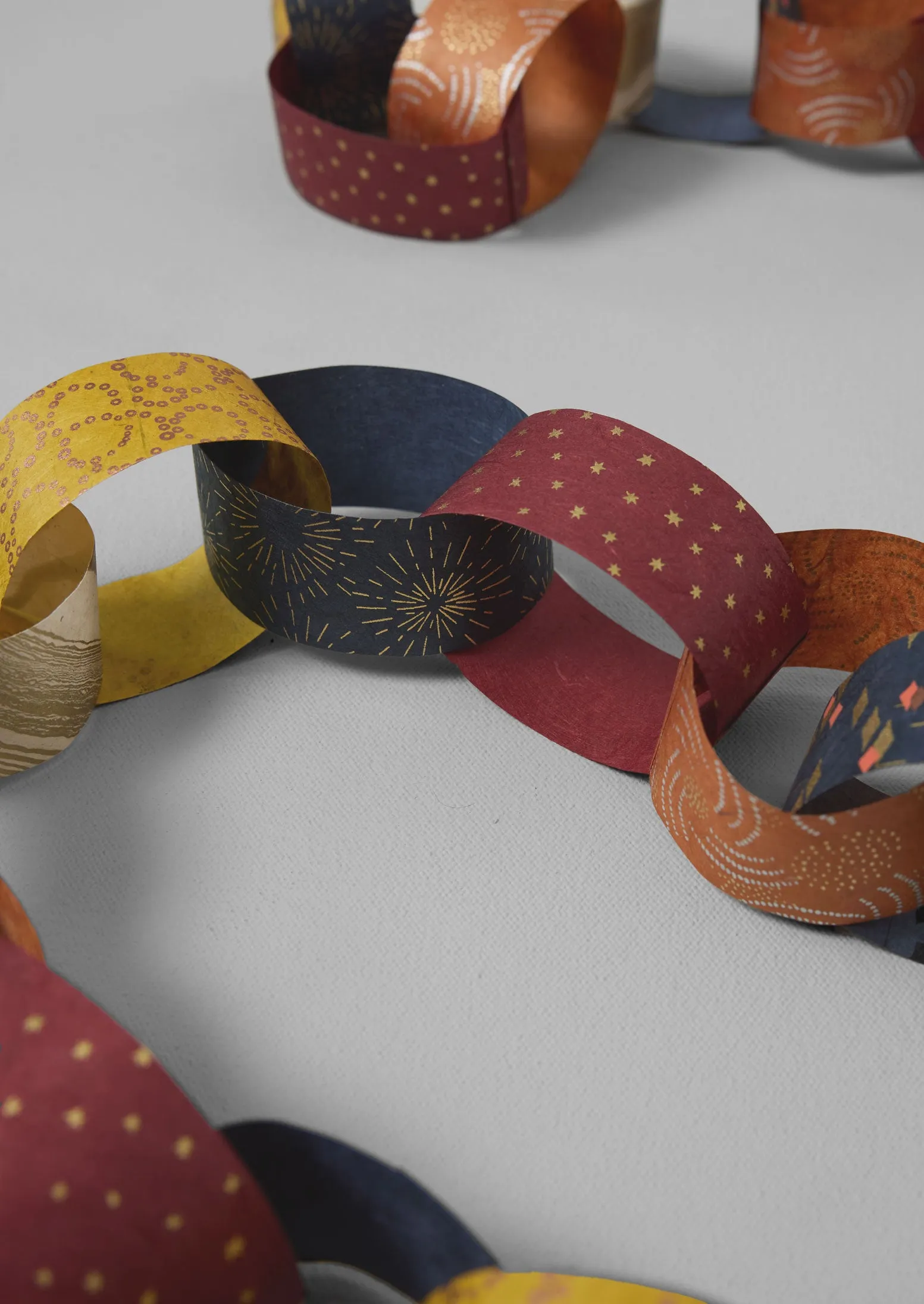 Lokta Paper Chain Kit | Multi